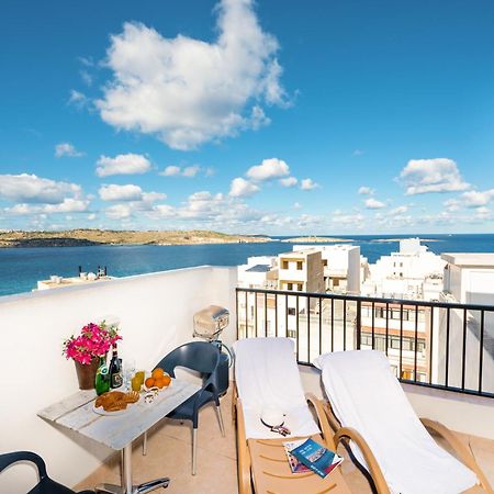 Penthouse With Seaview Terrace Apartment Сейнт Полс Бей Екстериор снимка