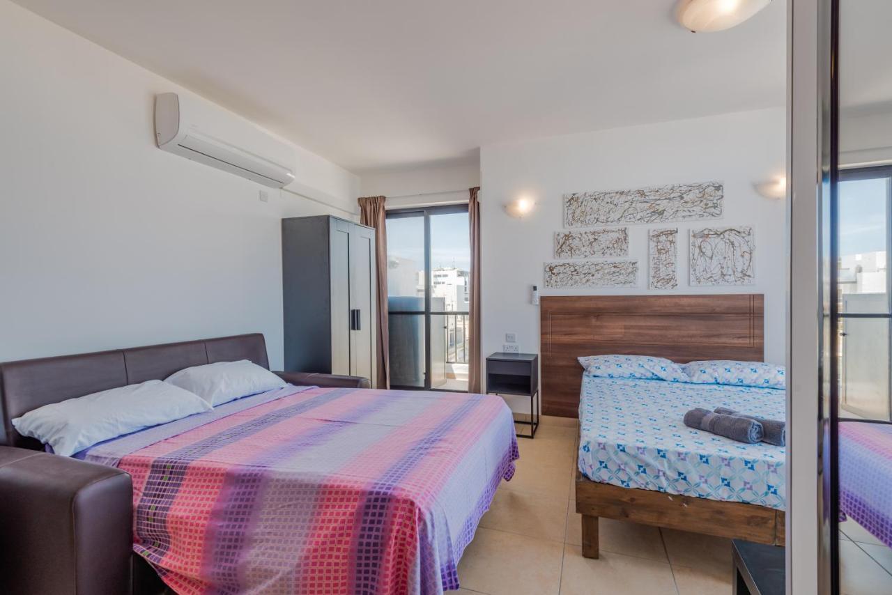 Penthouse With Seaview Terrace Apartment Сейнт Полс Бей Екстериор снимка