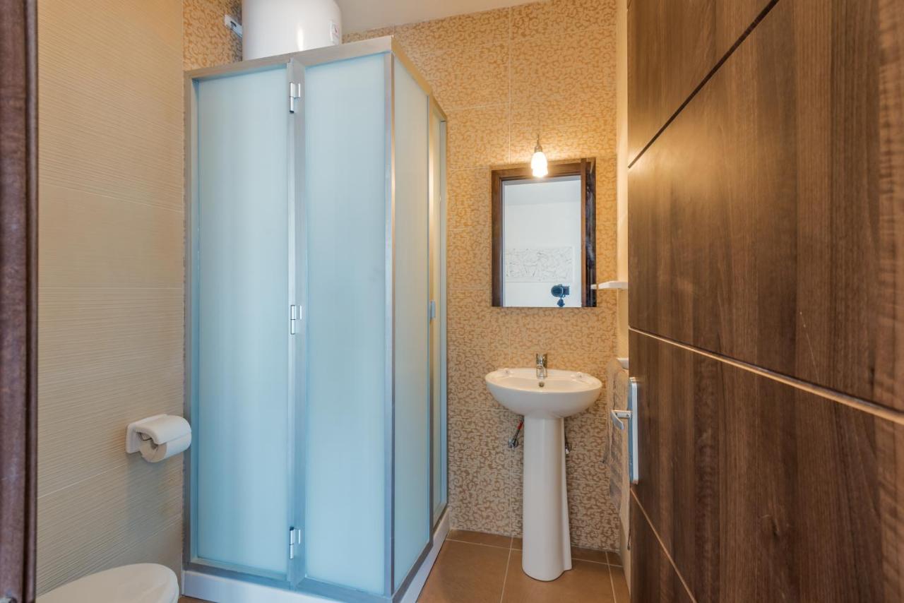Penthouse With Seaview Terrace Apartment Сейнт Полс Бей Екстериор снимка
